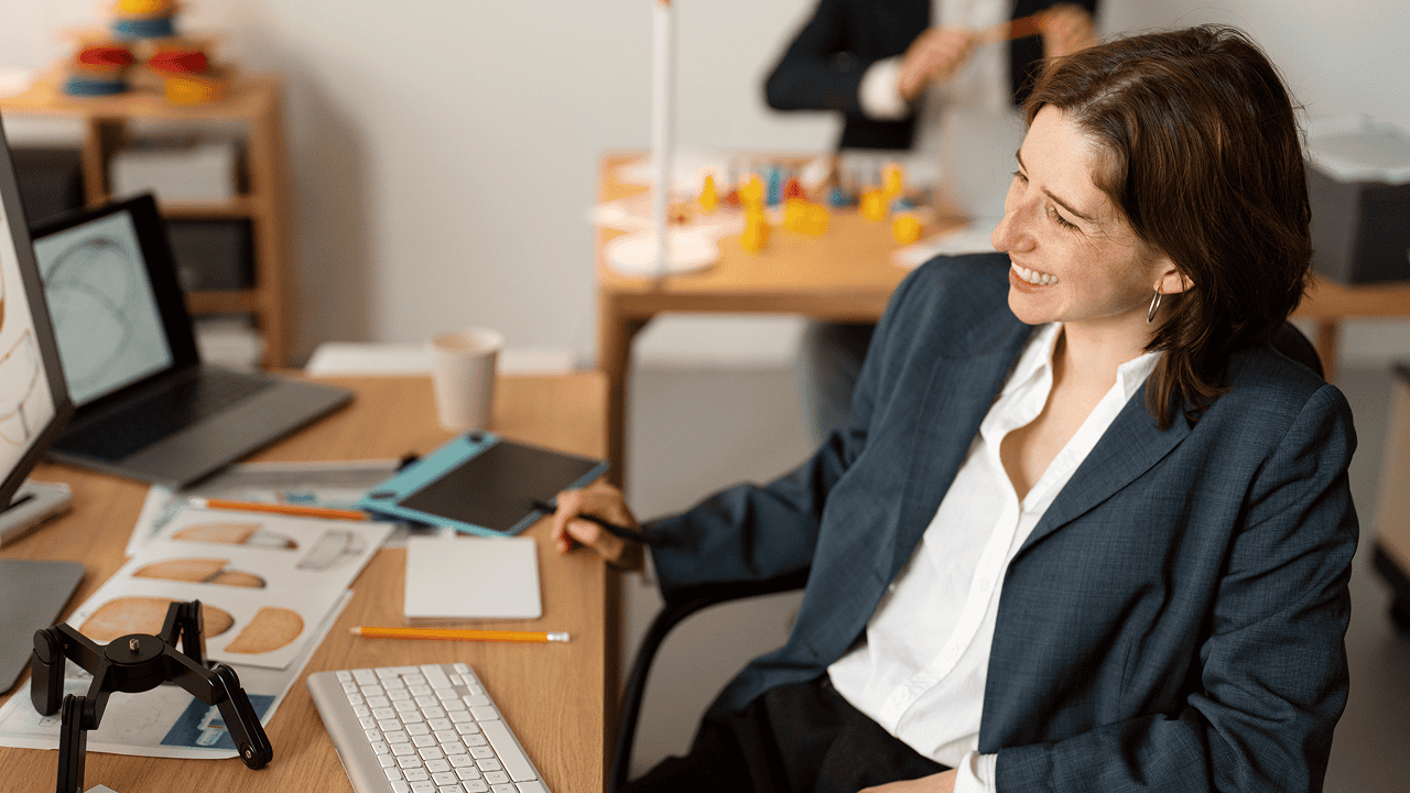 Skill Development & Growth for Gig Workers: 2025 Guide to Upskilling, Portfolios & Networking