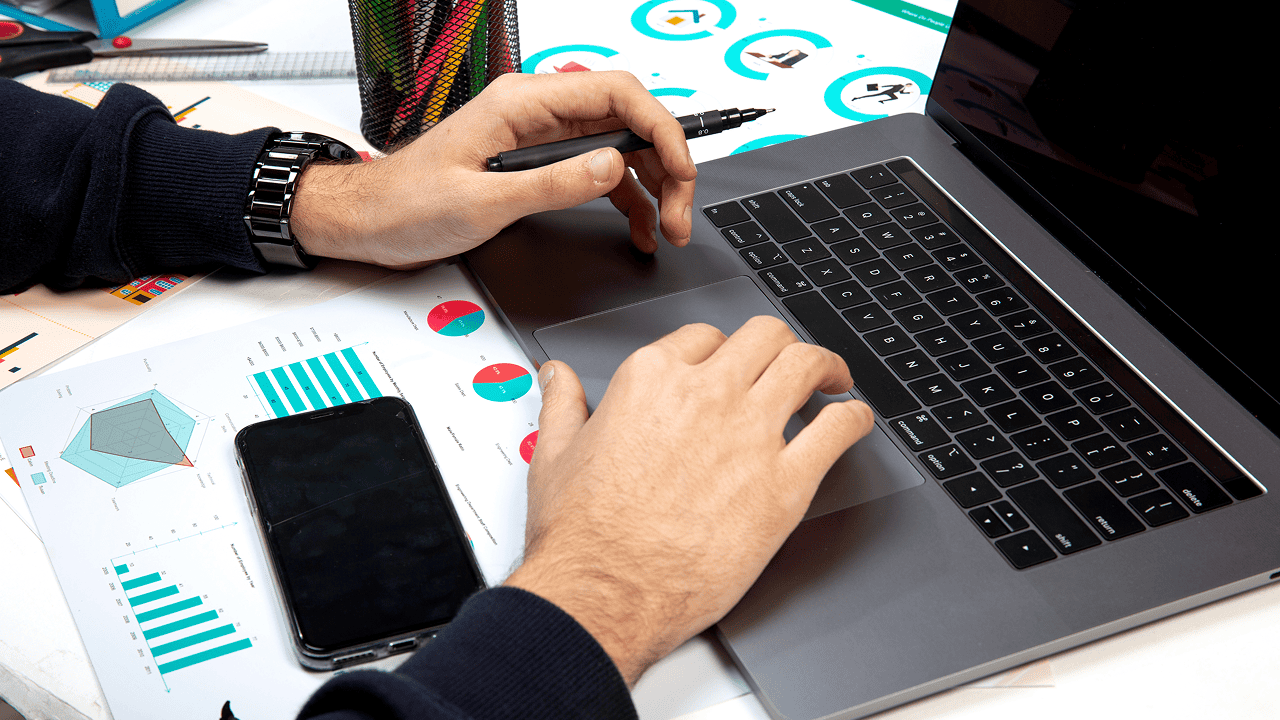Platform Tutorials & Growth Paths for Gig Workers: 2025 Guide to Upwork, Fiverr, Uber, Lyft & DoorDash
